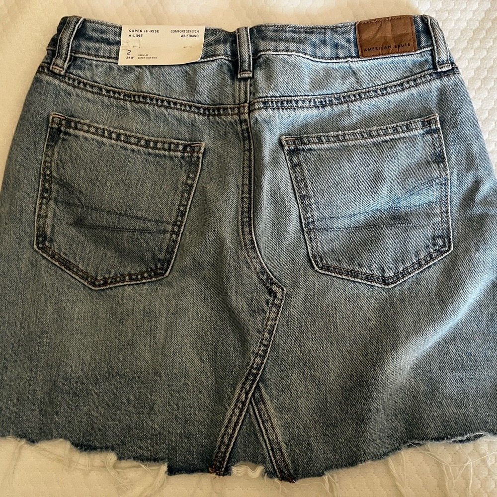 NWT, American Eagle denim miniskirt - Picture 7 of 8